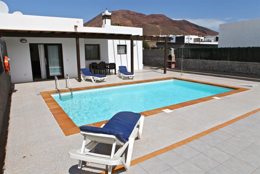 Villas Burgado Playa Blanca  Esterno foto